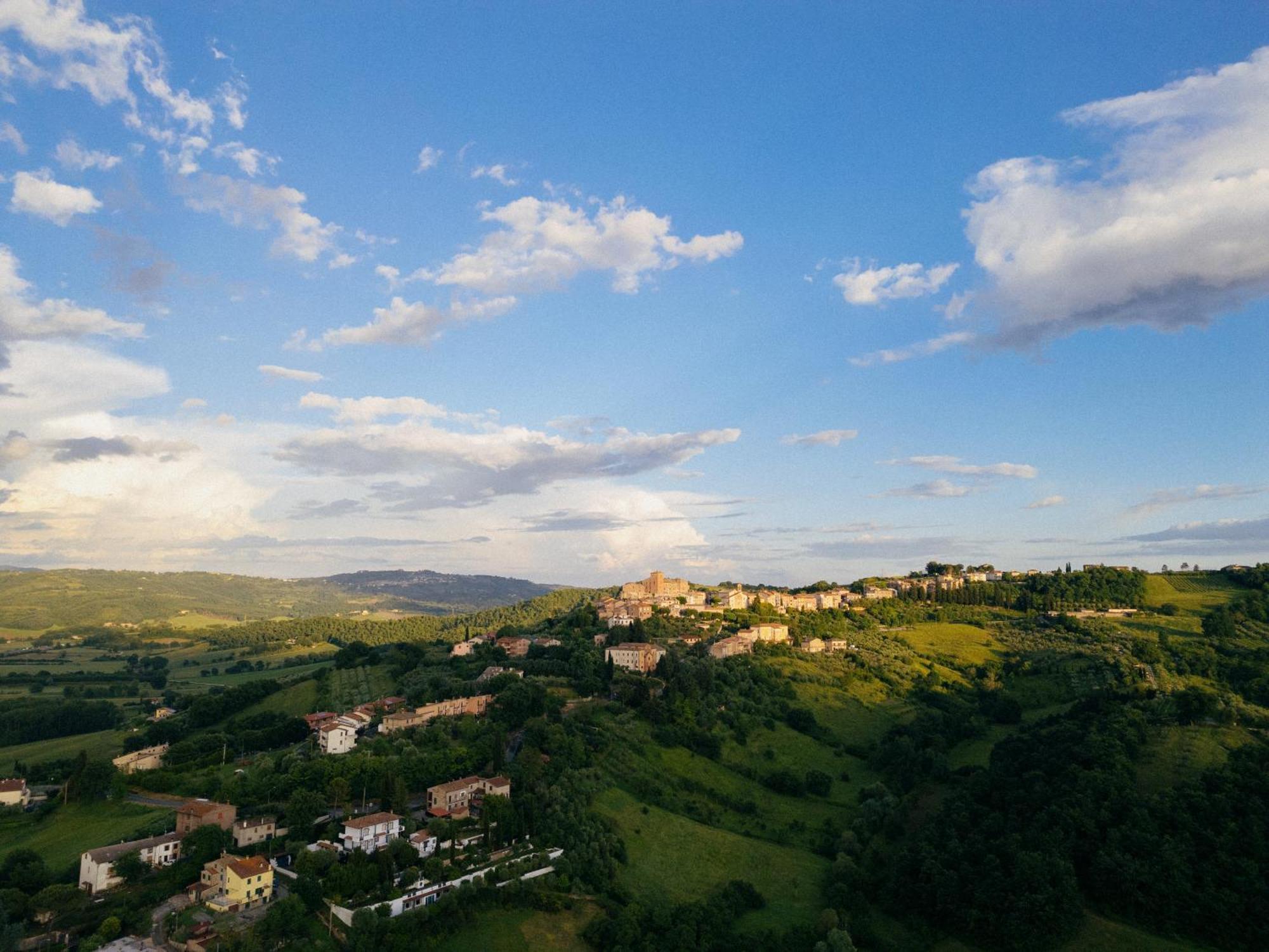Casale Serena Fabro Zewnętrze zdjęcie